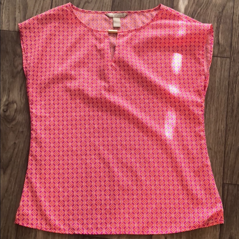 Banana Republic size Small off shoulder tank